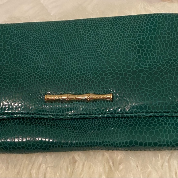 ELAINE TURNER CLUTCH - Picture 6 of 11